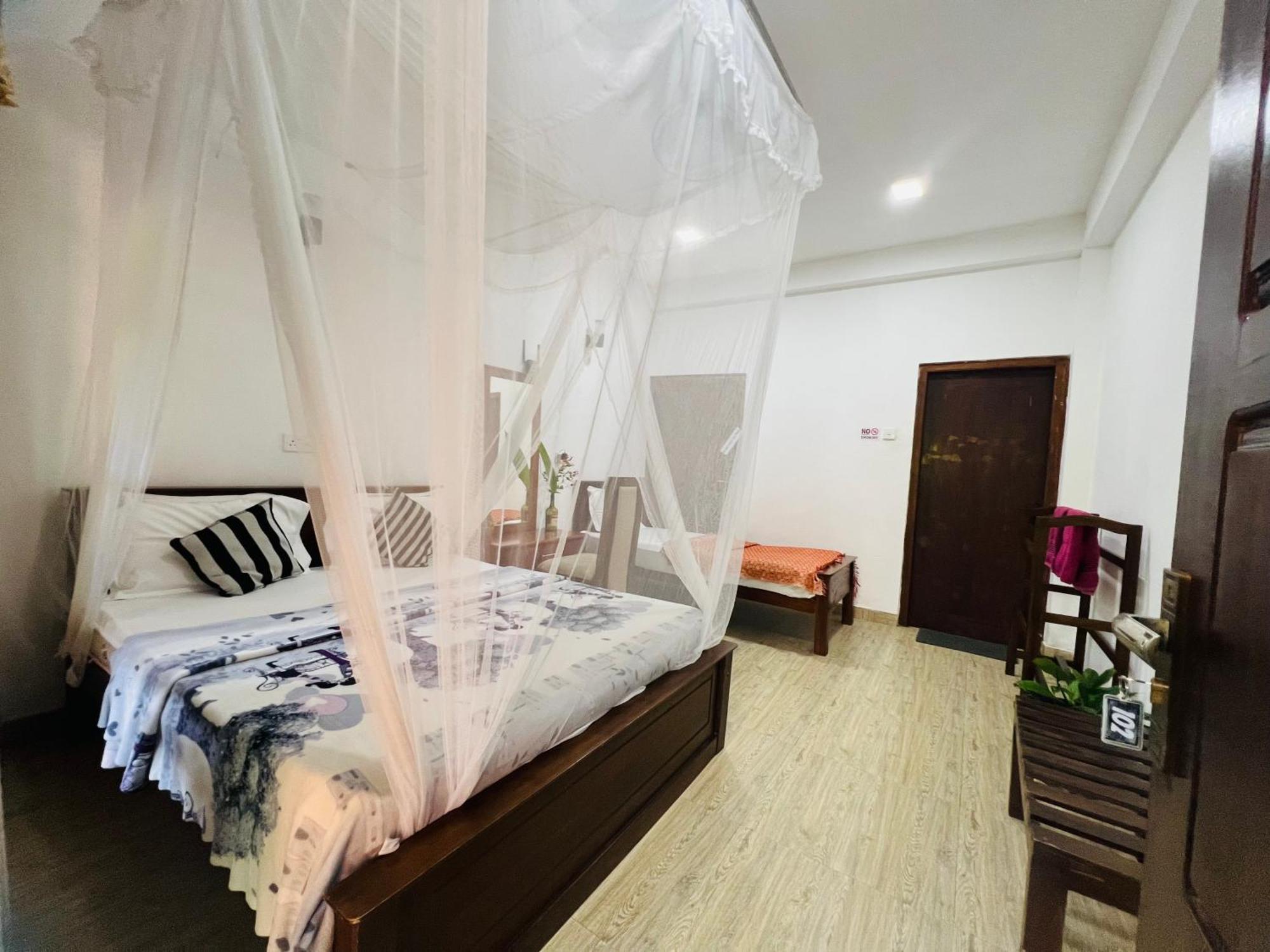 Citadel Of Dreams Ella Apartment ภายนอก รูปภาพ