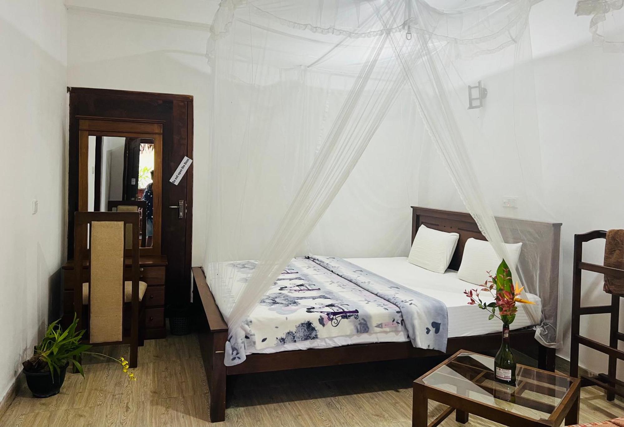 Citadel Of Dreams Ella Apartment ภายนอก รูปภาพ